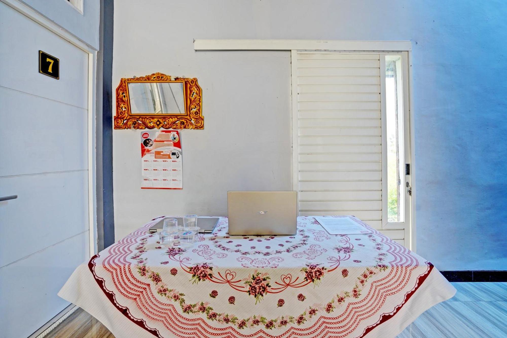 Oyo Life 91866 Paradise Ok Kost Syariah Mojokerto Exterior photo