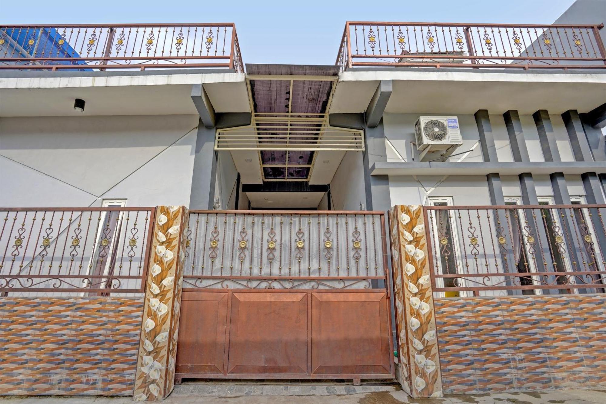 Oyo Life 91866 Paradise Ok Kost Syariah Mojokerto Exterior photo
